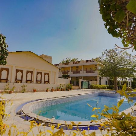 Royal Ocean Resort Τζαϊπούρ Εξωτερικό φωτογραφία