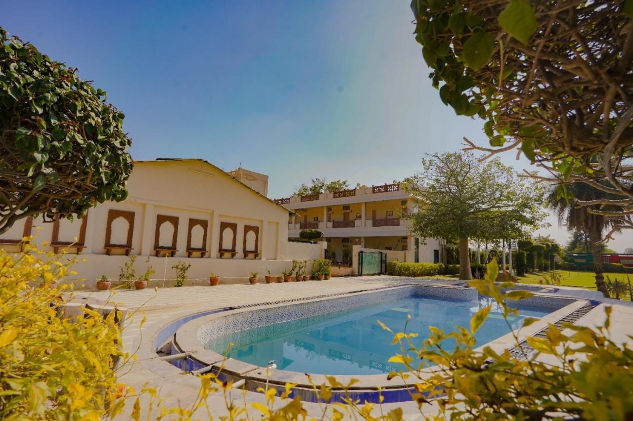 Royal Ocean Resort Τζαϊπούρ Εξωτερικό φωτογραφία