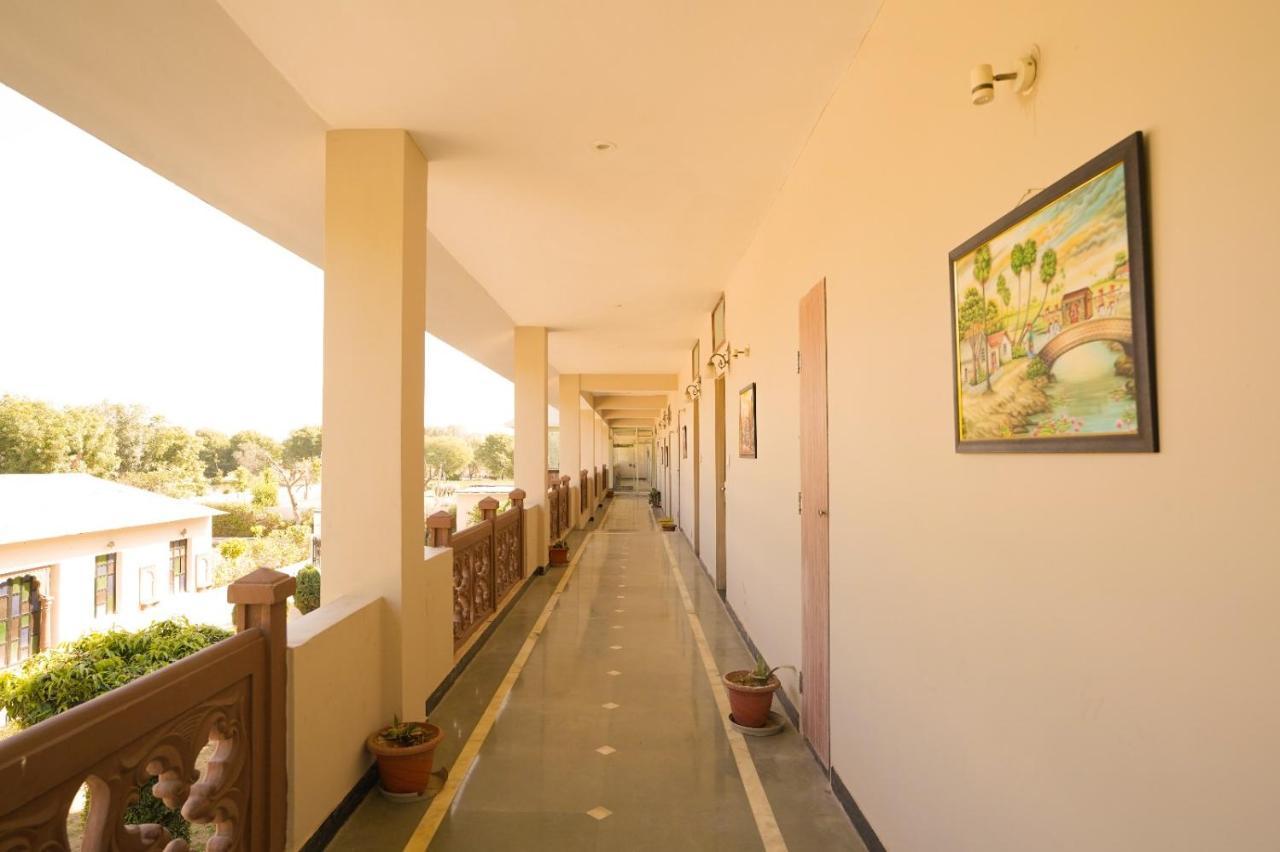 Royal Ocean Resort Τζαϊπούρ Εξωτερικό φωτογραφία