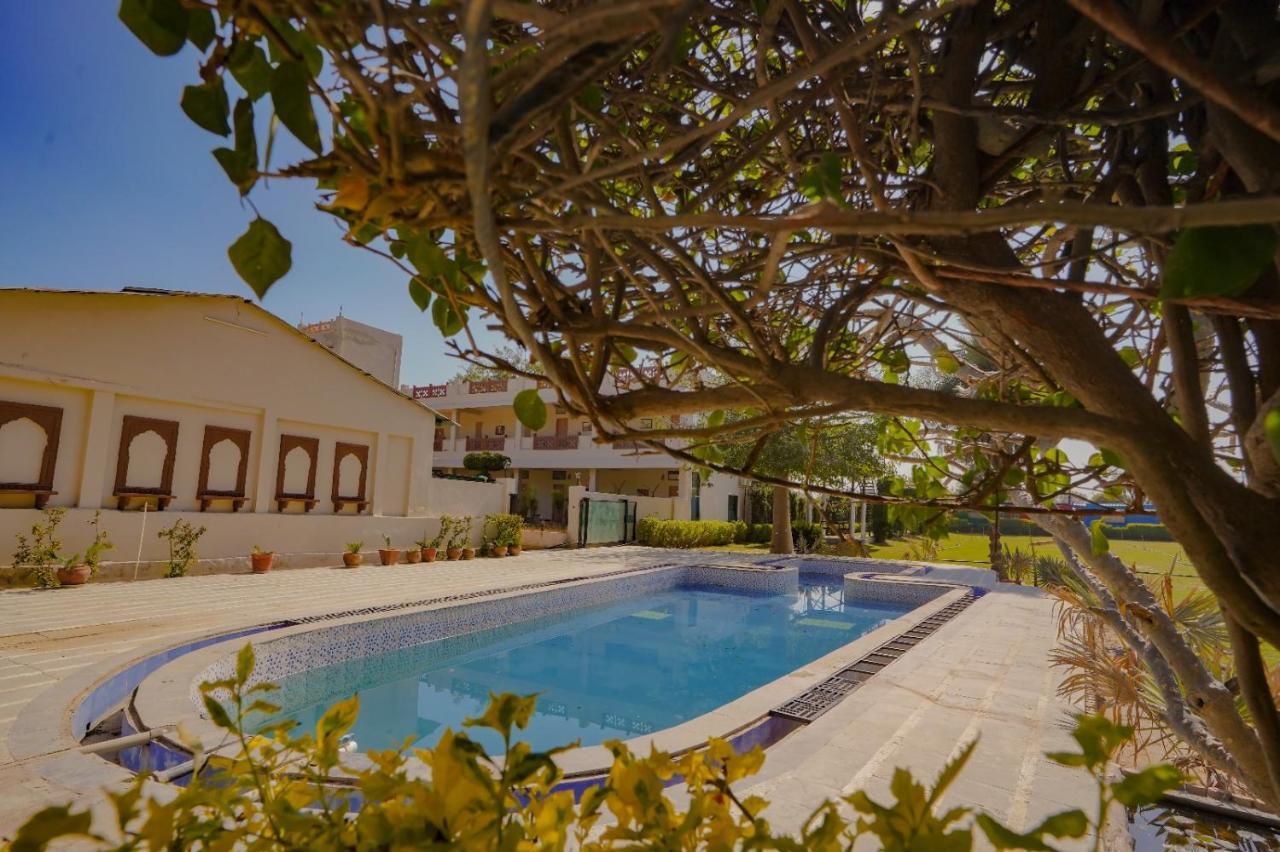 Royal Ocean Resort Τζαϊπούρ Εξωτερικό φωτογραφία